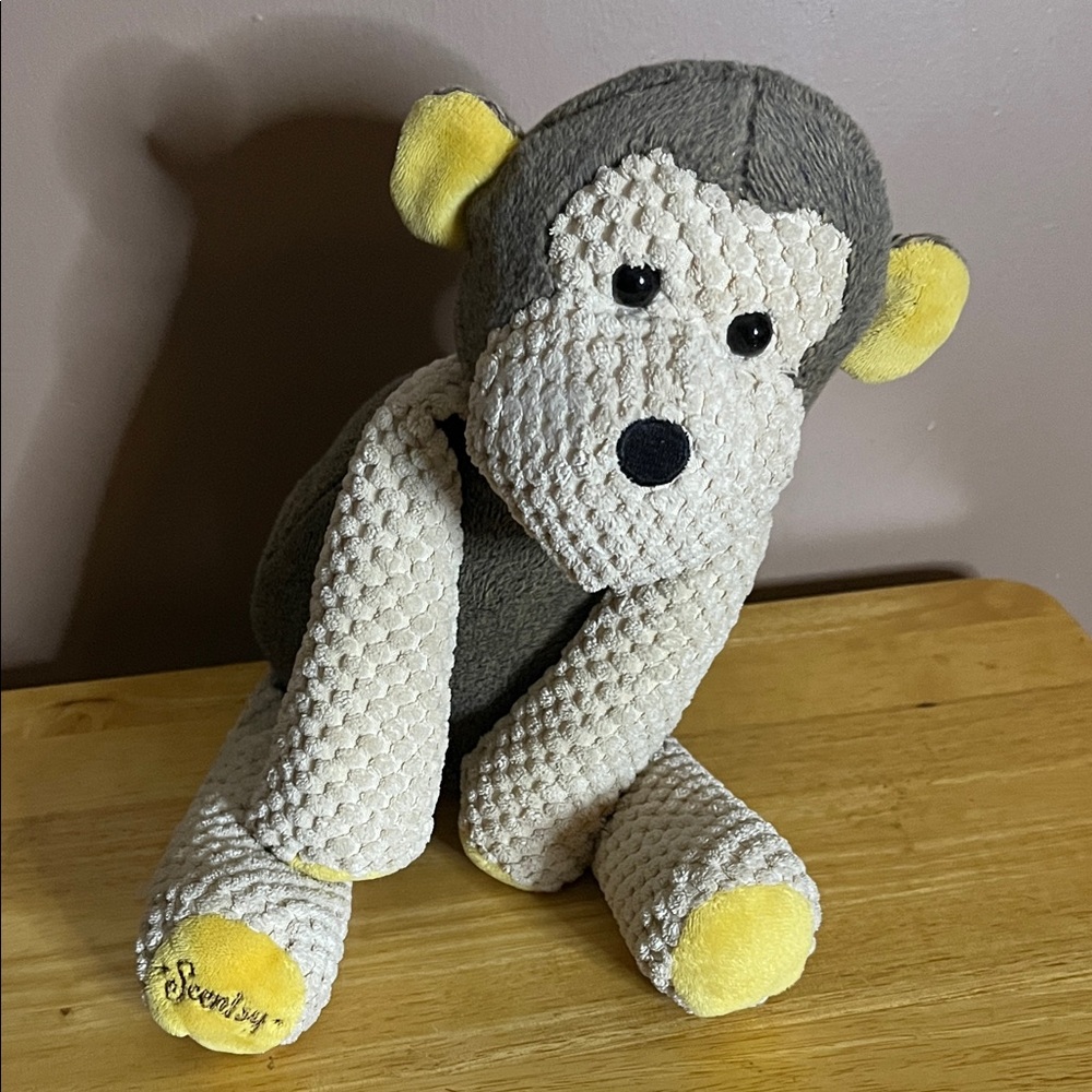 😄Scentsy buddy monkey 2010